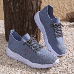 Suur suurus Hingavad v&otilde;rk-tennised Naiste mood V&auml;rvilised triibud Platvorm-tennised Naine Kerged paeltega jalutusk&auml;imiskingad 43 35