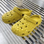 mood Naiste Suvised Klounid Paksude T&auml;navasandaalide Kingad Duriani DIY Aksessuaarid V&auml;litingimustes Ranna Libisemisvastased EVA Pehme Tald Paarilised Aiatallad 44-45(Fit26.5-27cm) yellow