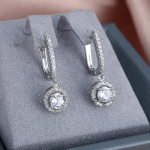 1 paar h&otilde;bedase v&auml;rvi &uuml;mmarguse l&otilde;ikega valge must punane sinine vikerkaare kivi k&otilde;rvar&otilde;ngad rippuvad k&otilde;rvar&otilde;ngad pulmaehted kingitused valge