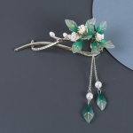 Vanastiilis tuttilille juukseklamber avokaado