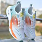 Meeste ja naiste v&otilde;rgust vabaajaspordijalatsid, &uuml;likerged libisemiskindlad jooksujalatsid, &uuml;likvaliteetsed noorte vabaajajalatsid 38 must