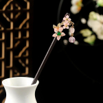 1 tk elegantsed juukseaksessuaarid, lill, iidse stiiliga juuksen&otilde;el, puidust tutt, klassikaline peen