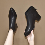 Saapad Poolsaapad Moodsad saapad 34 must