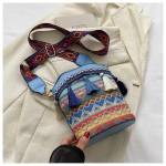 Women's Bucket Bag Women's Bag Shoulder Strap Ethnic Single Shoulder Versatile Crossbody Bag with Tassel helesinine v&auml;rv