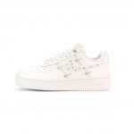 Nike Air Force 1 Slip Resistent Abrasion Resistant madala s&auml;&auml;rega rulatangid naistele, valged ja kuldsed FV3654-111(Team935-) 37.5