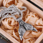 Vintage meeste roostevabast terasest kaelakee Viking Crow Head kaelakee Odin Nordic meeste, amuleti ripats, loomas&uuml;mbol, punkmood, ehted kingituseks meestele 55cm