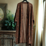 Johnature Summer Woman Vintage Retro lahtine Frenulum lahtine mantel Hiina stiilis puuvillane V-kaelusega prinditud pikkade varrukatega mantel One Size tumepruun v&auml;rv