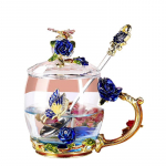 Emaili v&auml;rvi veetass majapidamises k&otilde;rge temperatuurikindel kohvitass kristallklaas sinine