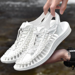 Suvised vabaajasandaalid meestele Moodsad hingavad sandaalid Rannajalatsid Water Aqua Shoe Plus Size 39