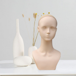 Mannekeenipea mannekeeni paruka vitriin