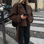Elegantne naiste l&uuml;hike villane trench-mantel, lahtise rev&auml;&auml;riga, kahepoolse n&ouml;&ouml;bitusega, pikkade varrukatega jakk, s&uuml;gis-talv, naiste vintage &uuml;leriided S kohv