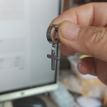 Cross Stari augustamata k&otilde;rvaklambrid &ndash; trendikad Korea stiilis v&otilde;ltsk&otilde;rvar&otilde;ngad