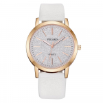 Luksusbr&auml;ndi nahast kvartsist naiste k&auml;ekell Naiste k&auml;ekell Moodne pandla skaala Naiste tudengikell Korea stiilis lihtne temperamendi trend valge