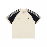 Adidas Originals X Sporty & Rich SS23 triibulise logoga vabaaja pullover l&uuml;hikeste varrukatega T-s&auml;rk naistele, valge IN5251 2XS