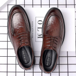 Nahast kingad Meeste uue k&auml;epideme mustriga &auml;ri vabaaja meeste korea versioon t&ouml;&ouml; peigmehe pulmadeks m&otilde;eldud nahast kingad 37 must