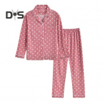 2 tk/komplekti pidžaama &uuml;likond, t&auml;pitr&uuml;kiga &uuml;herealine kardigans&auml;rk V-kaelusega s&auml;lkkraega s&auml;rk Laia s&auml;&auml;rega lahtised p&uuml;ksid &Ouml;&ouml;&uuml;likond magamisriided L