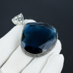 H&auml;mmastav Tansaniidi V&auml;&auml;riskivi H&otilde;bedane Ripats 925 Sterlingh&otilde;bedast - K&auml;sitsi valmistatud Pirnikujuline Disain, Igap&auml;evaseks Kandmiseks, Peokandmiseks, Kingitused 2.30 " sinine