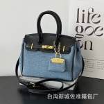 Naiste kott suure mahutavusega uus mood kaasaskantav &otilde;lakott messenger plaatina kott must