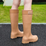 Paksud vihmasaapad Naiste vihmasaapad T&auml;iskasvanute moekad v&auml;lisjalatsid Veekindlad Libisemiskindlad Kulumiskindlad Pikad saapad 39-40 pruun