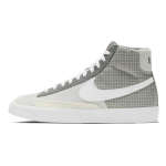 Nike Blazer Mid 77 Patch - Suitsuhallid tossud Rula kingad DD1162-001 42.5 white