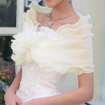 1 tk Pulmatarvikud Pulma Bolero Pruudisall, Volangid Disainid Pruudikeep Kleit Mantel &scaron;ampanjav&auml;rvi