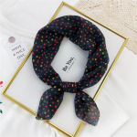 Puuvillane ja linane v&auml;ike kandiline sall siidist sall Naiste kevadine ja s&uuml;gisene uus stiil Kunstiline ja mitmek&uuml;lgne moodne temperamendiga peav&otilde;ru sall 58*58cm