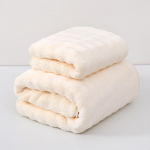 Bambusest sametist kiiresti kuivav r&auml;tikukomplekt: Vannir&auml;tik, Rannar&auml;tik ja Kuivade Juuste M&uuml;ts Bath Towel 90*170