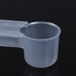 Plastikust lemmikloomade lindude jootja s&ouml;&ouml;tja veepudeli tass kassi kana tuvi