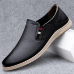 Moodsad Uued Mokassiinid K&auml;sit&ouml;&ouml; Slip-onid Madalad K&otilde;ik-sobivad Ehtne Nahk Meeste Kingad Vabaaja Slip-on Loafers Hingavad Meeste Jalutusk&auml;iguks Lamedad Kingad 37