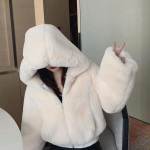 S&uuml;gisene kunstkarusnahast l&uuml;hike mantel naistele Y2K mood T&auml;navamood Kohev kapuutsiga karusnahkjakk Daami Korea elegantne paks kunstk&uuml;&uuml;likukarva parka XL valge