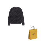 FENDI Monogrammiga Jacquardist &Uuml;mmarguse Kaelusega Kootud Kampsun FZX005ALJXF06T0 48-Original Gift Bag must