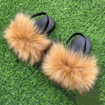 Laste pl&uuml;&uuml;sist paelad Rainbow karvased rebase karusnahast sandaalid armsad laste pl&uuml;&uuml;sist tallad 24