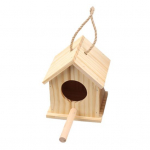 Linnupesa l&otilde;hnatu suur ruum vihmakindel p&auml;ikesekaitse sileda pinnaga varjualune mitmekordne puidust rippuv linnumaja linnutarbed S