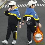 Poiste r&otilde;ivakomplekt Lastele kirjatr&uuml;kiga kapuutsid + p&uuml;ksid 2 tk spordidress teismelistele, paks kost&uuml;&uuml;m 4&ndash;14 a. suured lasteriiete &uuml;likonnad 120 sinine