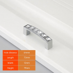 Akr&uuml;&uuml;list tarvikuk&auml;epide Teemant uks tsingisulamist kapp riidekapp auk kapp m&ouml;&ouml;bel t&otilde;mmake riistvara 64/96/128 mm sahtel Luksus nupp kaasaegne kristall 64mm