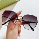 2025 Trendikad Raamita Gradient P&auml;ikeseprillid &ndash; Korea Mood Suur Raam Naistele Single Glasses puhas/suits