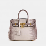 Moodne naiste k&auml;ekott krokodillitr&uuml;kiga, lukuga pandlaga, reguleeritava &otilde;larihmaga, mitme v&auml;rvivalikuga, crossbody kott, &otilde;lakott M valge/kohv