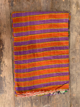 K&auml;sitsi valmistatud punane lilleline Kantha tekk: Vintage India puuvillane viskepledd 80X 50 mitmev&auml;rviline