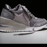 Moodsad kiiluga tossud v&otilde;rgust platvormkingad &uuml;hev&auml;rvilised paksu p&otilde;hjaga t&otilde;mblukuga vulkaniseeritud kingad naiste tossudele Zapatos De Mujer 43 hall v&auml;rv