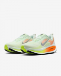 Nike Zoom Vomero 18 Barely Green Hyper Crimson HM6803-300 Meeste suurus 44 kollane