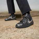 Jordan 1 Low tootmisviis V3 Must Metallik H&otilde;be (Naiste omad) 38