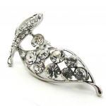 Les Tr&eacute;sors De Lily [M1823] - Broche Cr&eacute;ateur 'Sissi' blanc valge