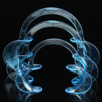 Hambaravi suuavaja C kuju Intraoraalne p&otilde;se huule t&otilde;mbuja Suu plastmassist L sinine