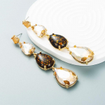 Naiste Retro pikad rippk&otilde;rvar&otilde;ngad titaanist terassulamist ripatsk&otilde;rvar&otilde;ngad akr&uuml;&uuml;list v&auml;rvilise kristalliga vee kujuga geomeetrilised k&otilde;rvakaunistused OneSize kohv