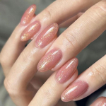24 tk/komplekt Quick Nails Nude Puuder Glitter Kunstniaalide kleebis Kantav veekindel manik&uuml;&uuml;r viimistletud k&uuml;&uuml;ned