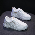 Kevadine uus Korea stiilis Ins hingavad valged kingad Naiste vabaaja tossud paksu p&otilde;hjaga T&auml;ielikult sobivad platvormkingad Naiste Jg801 35