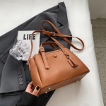 Naiste k&auml;ekotid S&uuml;gis Uued Suure mahutavusega Tekstuurnahast Tutt &Otilde;lakotid Elegantsed Mood Naiste Ristkehaga kotid