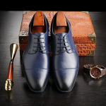 Moodsad meeste klassikalised retro Derby kingad Meeste &auml;ripidulikud kontori nahast kingad Lamedad kingad Meeste mood Pulmapidu Oxfords EL suurus 37-48 45 sinine