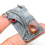Sunstone In Lolite, Garnet 925 Sterling Silver Gift Pendant 2.36 v8r77
