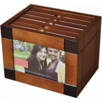Puidust fotokarp, albumite hoiukarp 5 v&auml;ljat&otilde;mmatava albumiga, sisestatav pildiraami kuubik, 6x4-tollilistele fotodele, mahutab 100 fotot, pulmad, t&auml;htp&auml;evad A